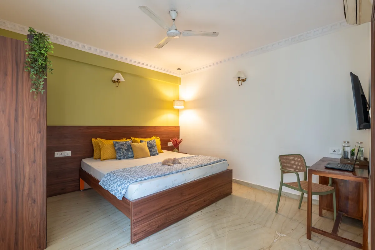 Deluxe Room at HomeSlice Koramangala, photograph 1 of 5