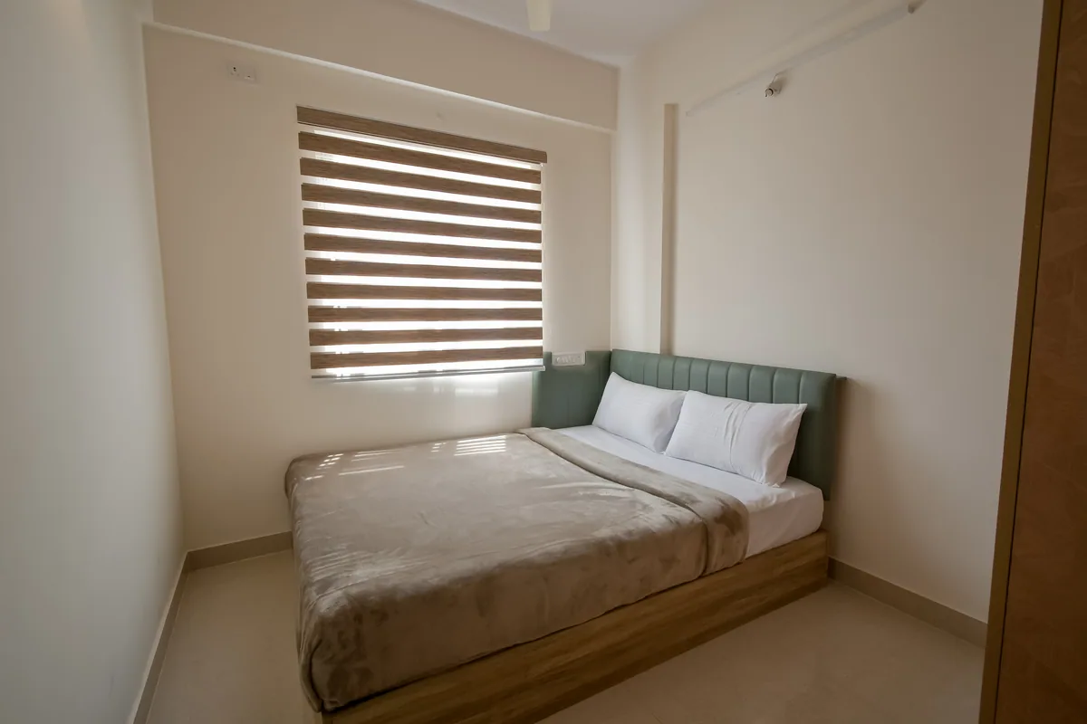 Superior One Bedroom Apartment with Balcony at HomeSlice Manor, Premium Apartment in Whitefield, Whitefield, Bengaluru, photograph 1 of 28