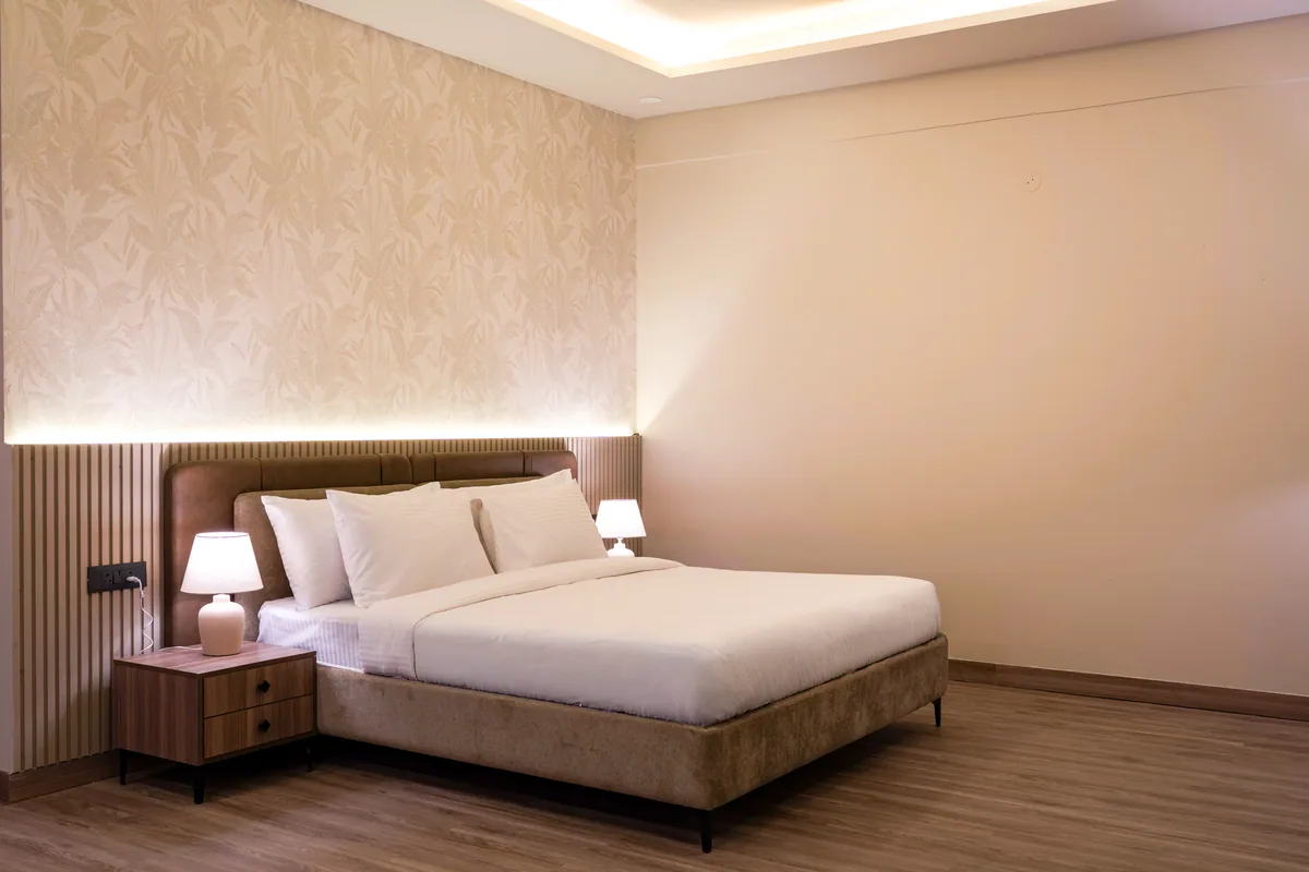 Deluxe Room at Mansions by HomeSlice