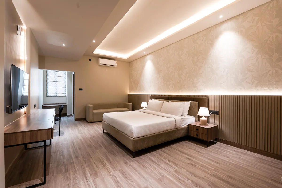 Executive Suite at Mansions by HomeSlice