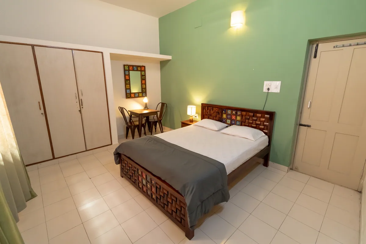 Spacious Room at Nazaara – Homestay in BTM Layout, photograph 1 of 7